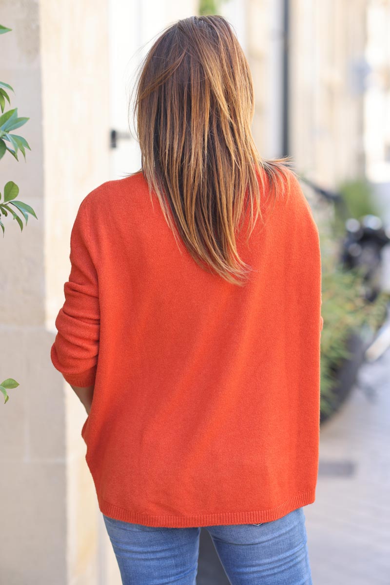 Blood orange soft basic V neck sweater Horizons Lointains