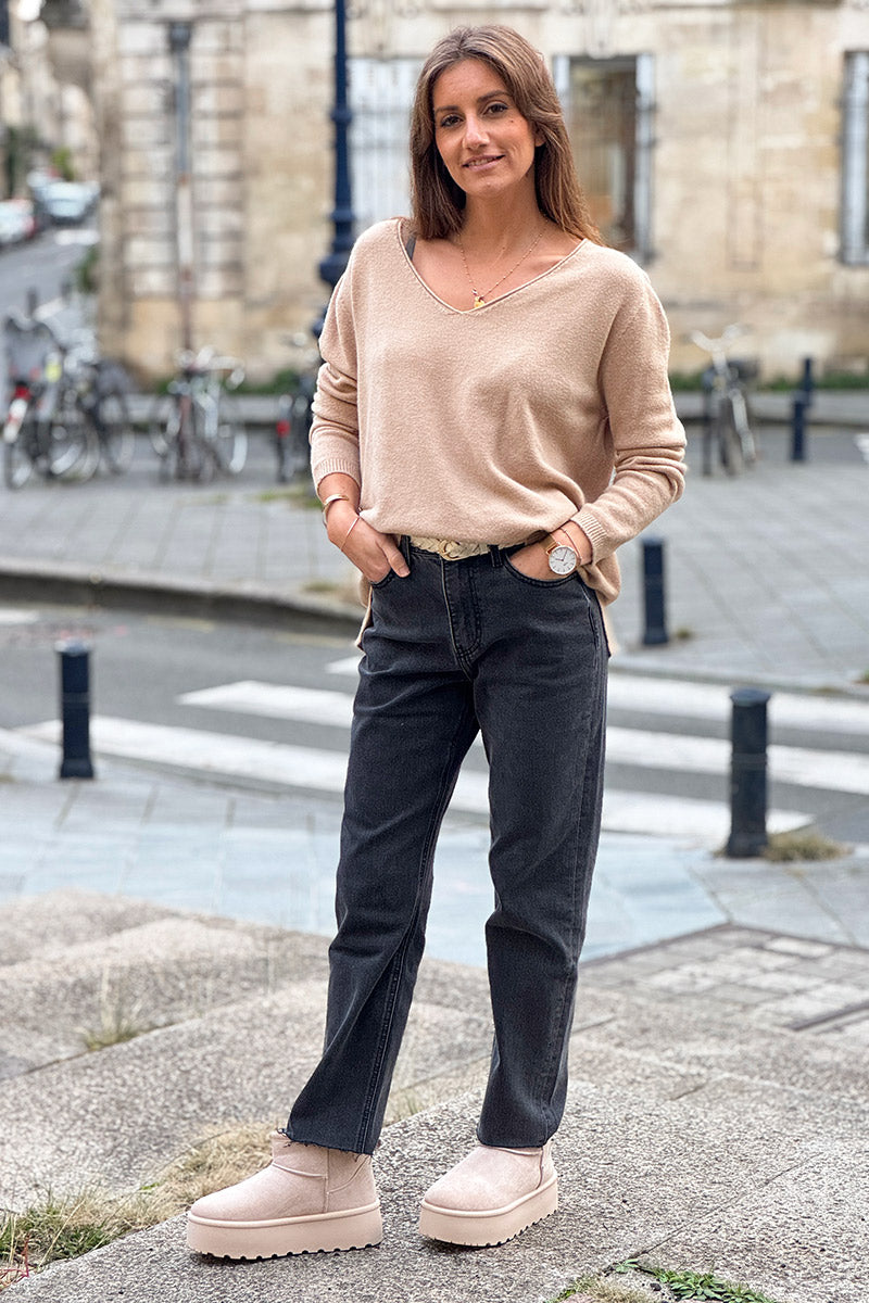 Pull basique tout doux camel clair col V