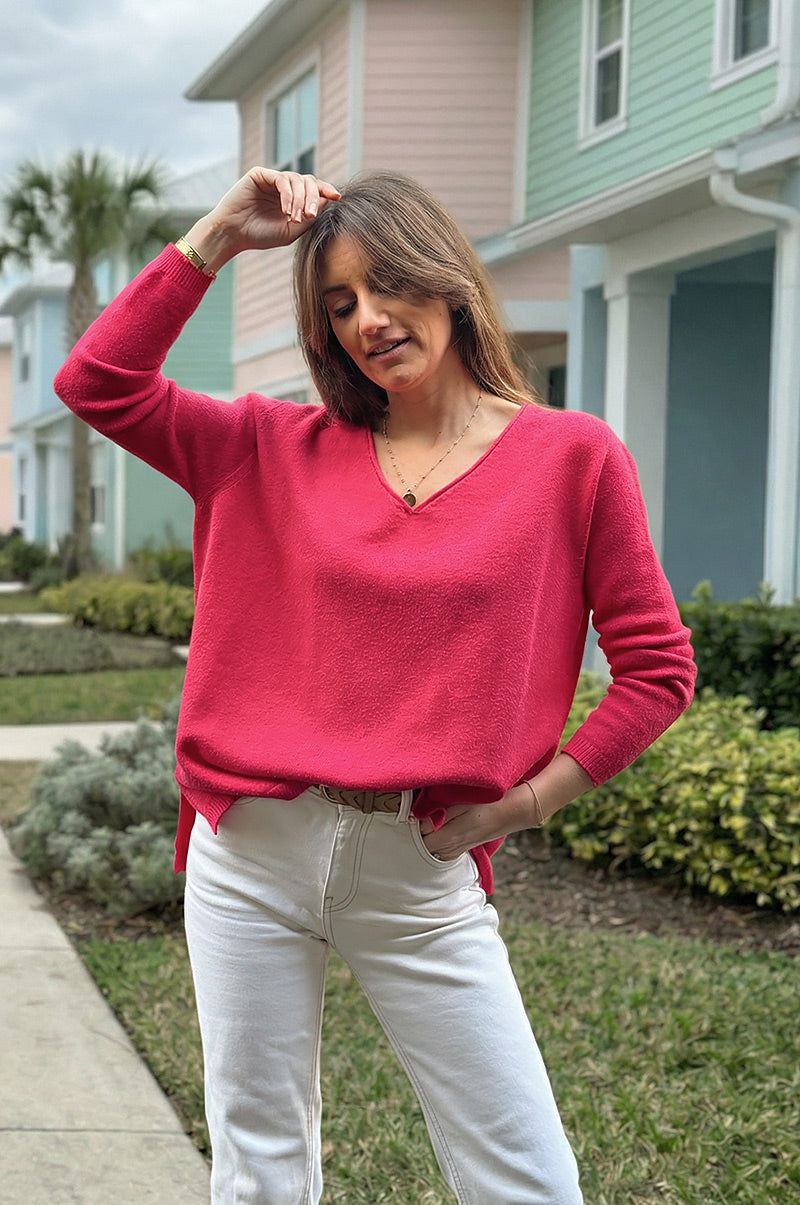 Pull basique tout doux framboise col V