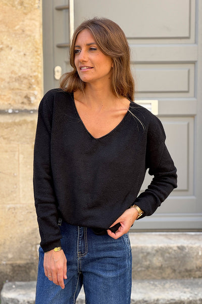 Pull Noir épais Col V Vieilli - Taille S, Marque Main Strip, Occasion Très Bon état
