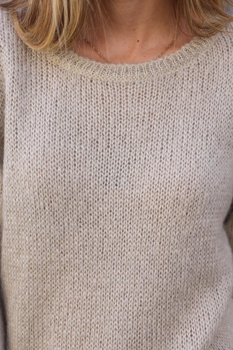 Pull beige en maille manches bouffantes col rond
