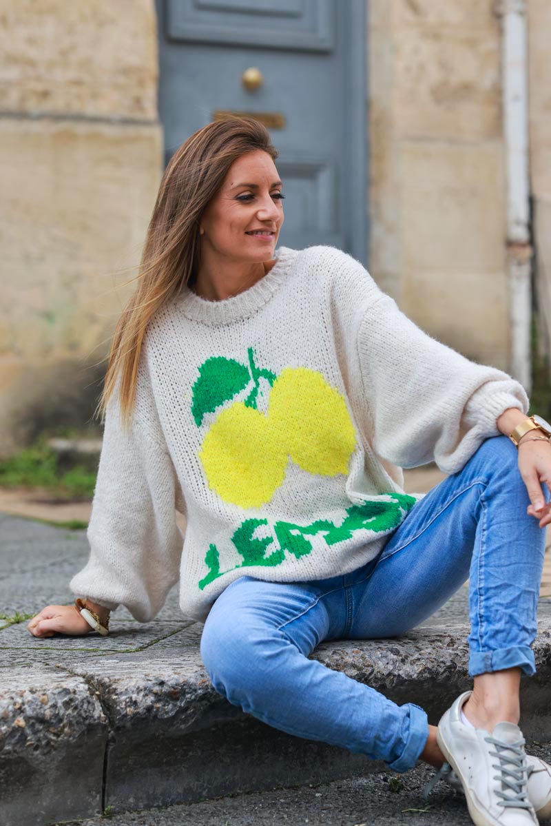 Beige chunky knit sweater with lemon pattern