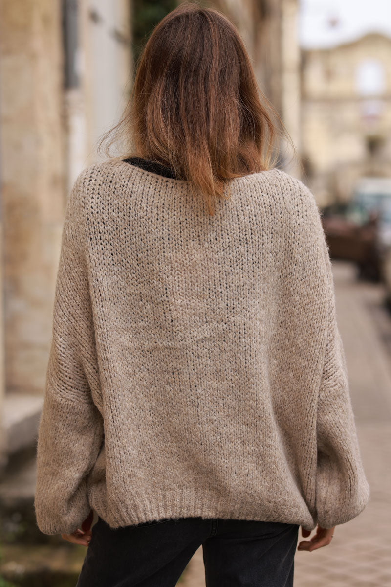 Pull beige moelleux en grosse maille avec nœuds