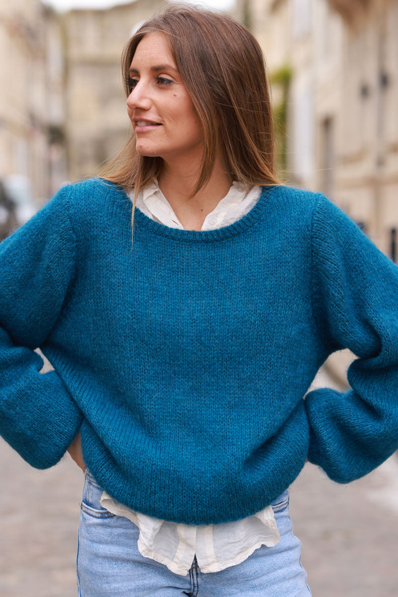 Jersey de punto azul pato con manga abullonada y cuello redondo