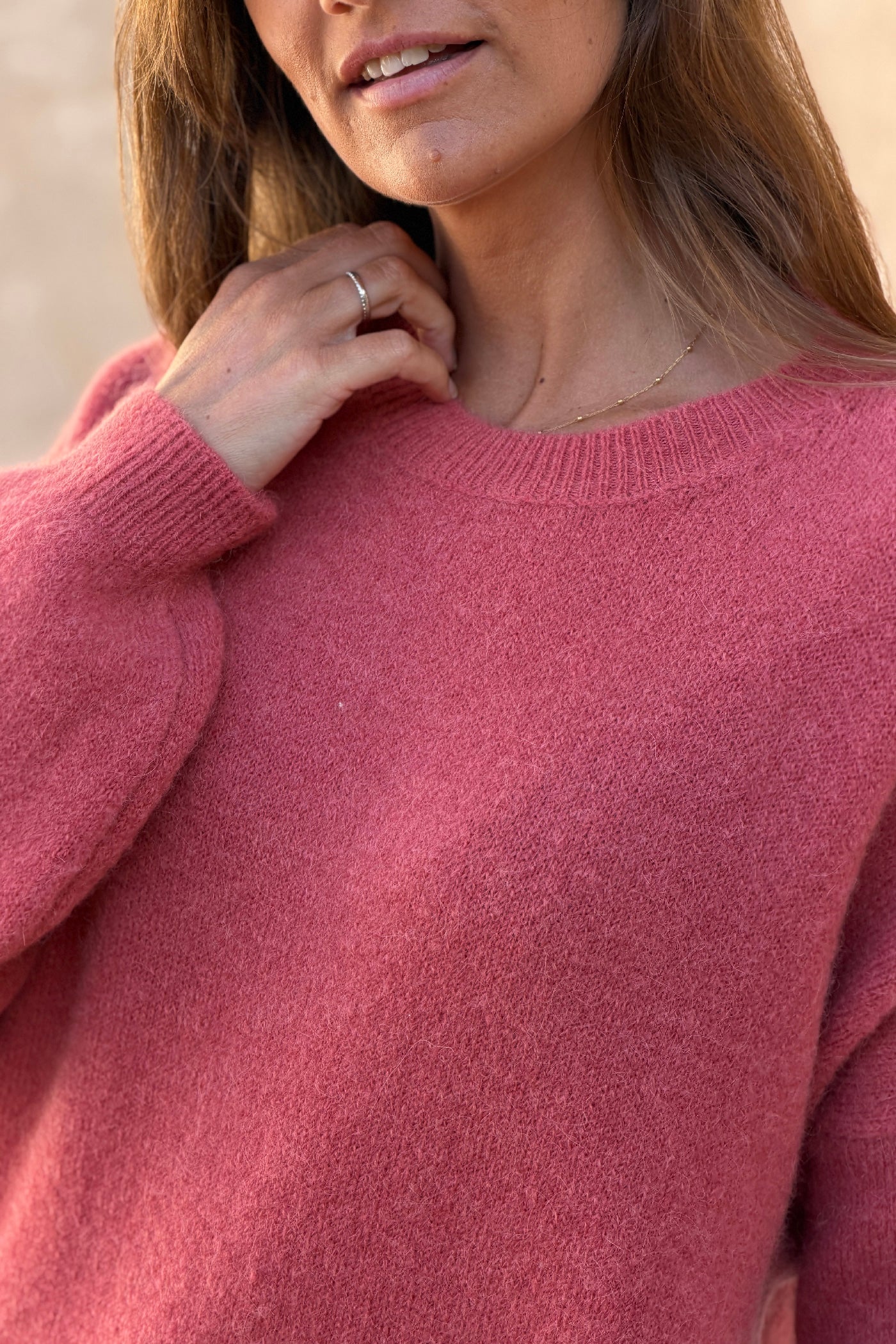 Pull doux bois de rose en alpaga col rond basique