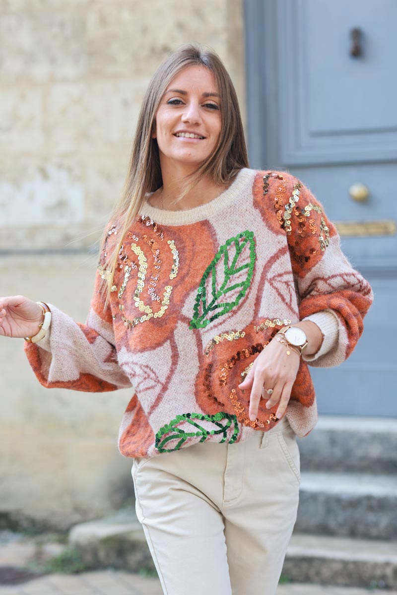 Pull en maille col rond motifs fleurs terracotta avec sequins