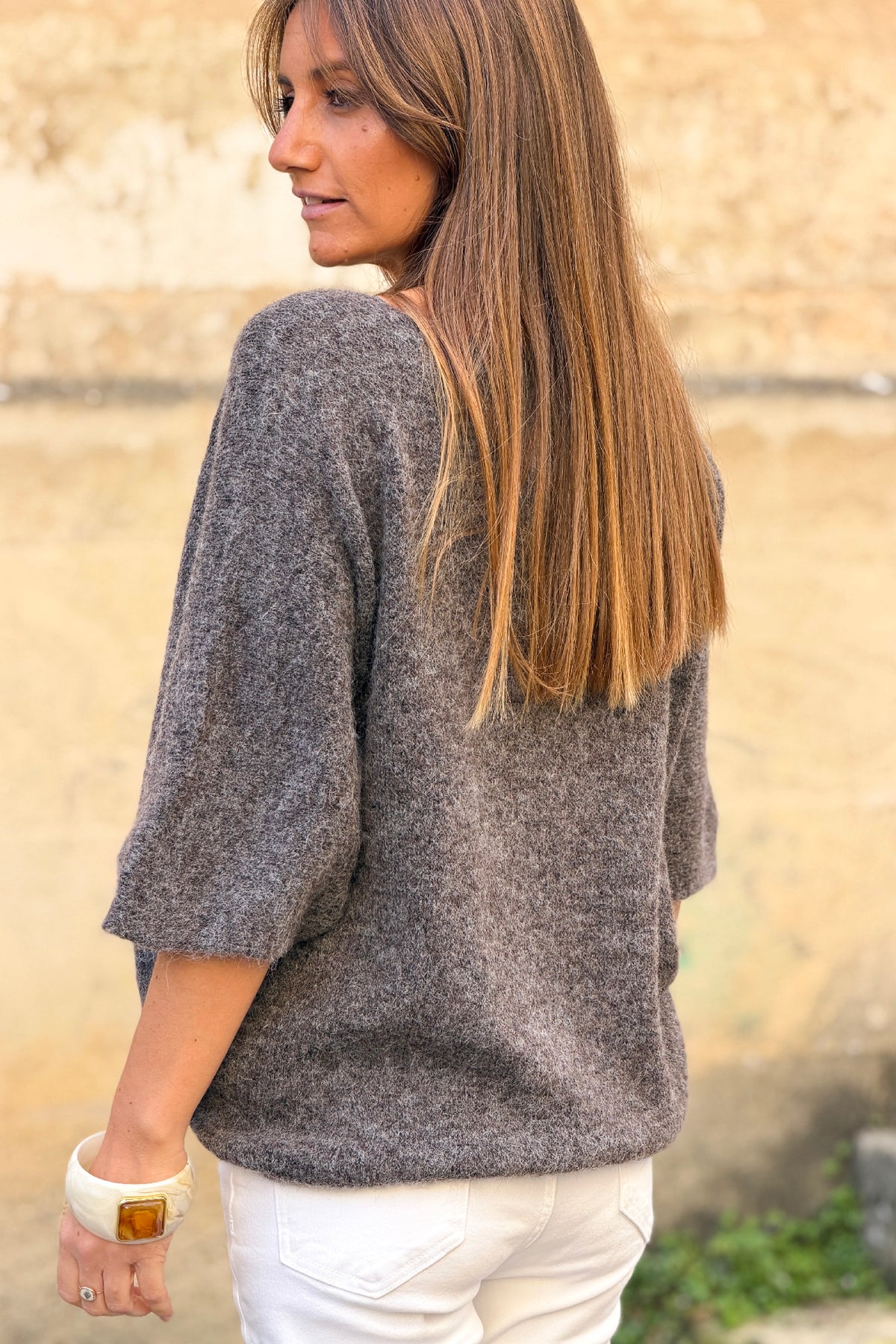 Pull en maille marron clair chiné Iconic manches 3/4 col v