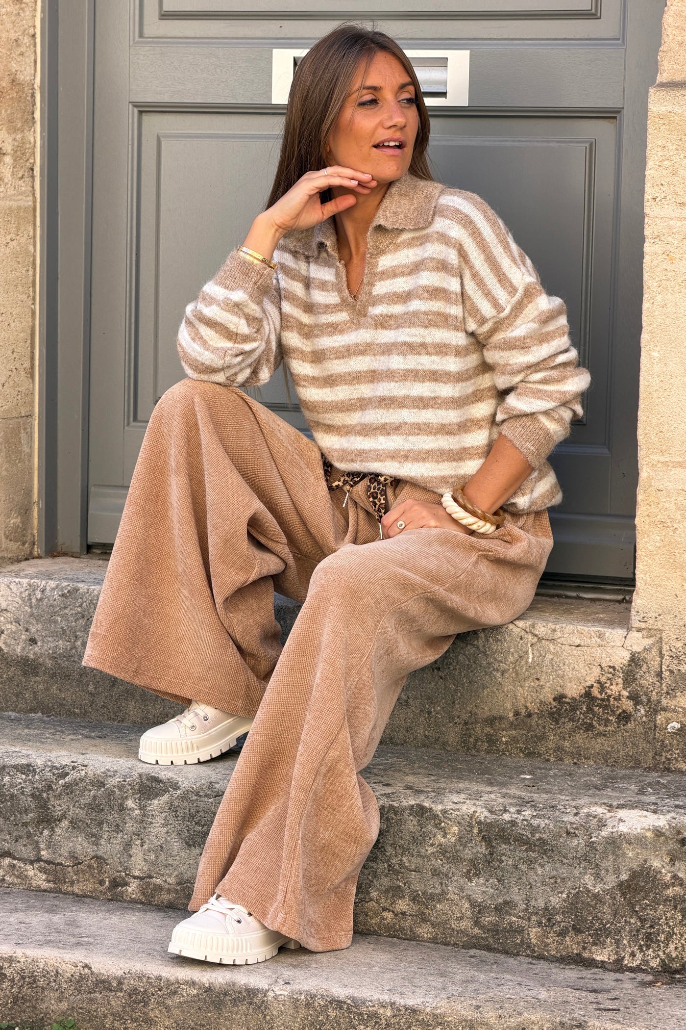 Pull en maille rayures camel clair col polo
