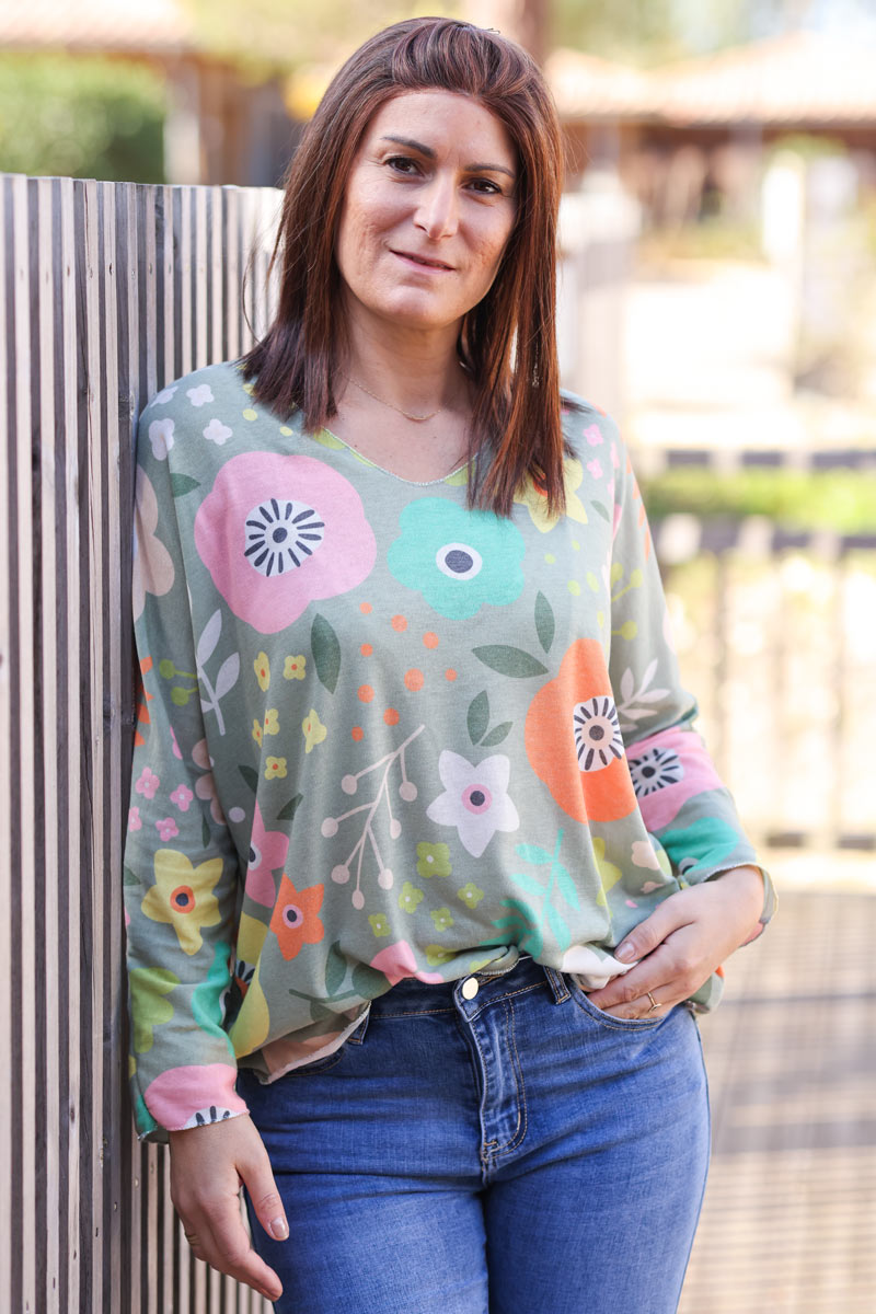 Khaki lightweight sweater with floral spring time design