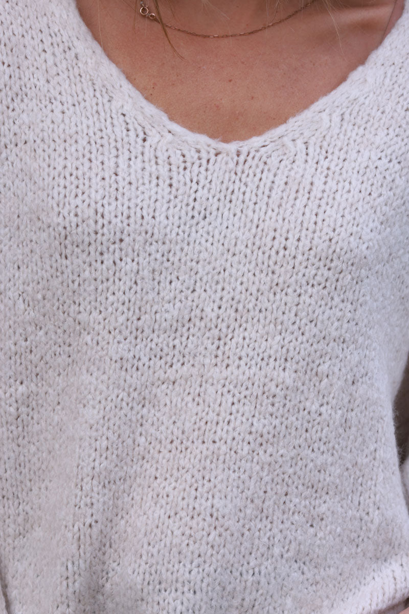 Pull grosse maille écrue en mohair avec écharpe en maille manches bouffantes