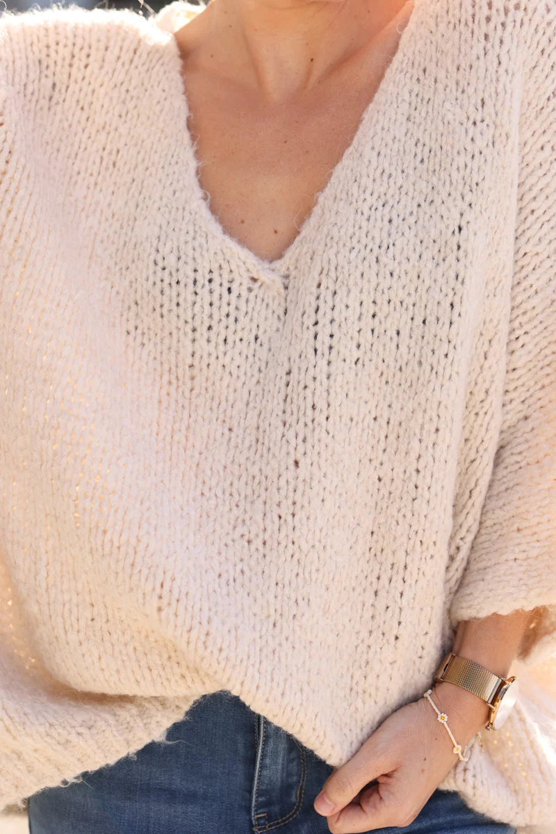 Pull large écru en grosse maille alpaga manches chauve souris