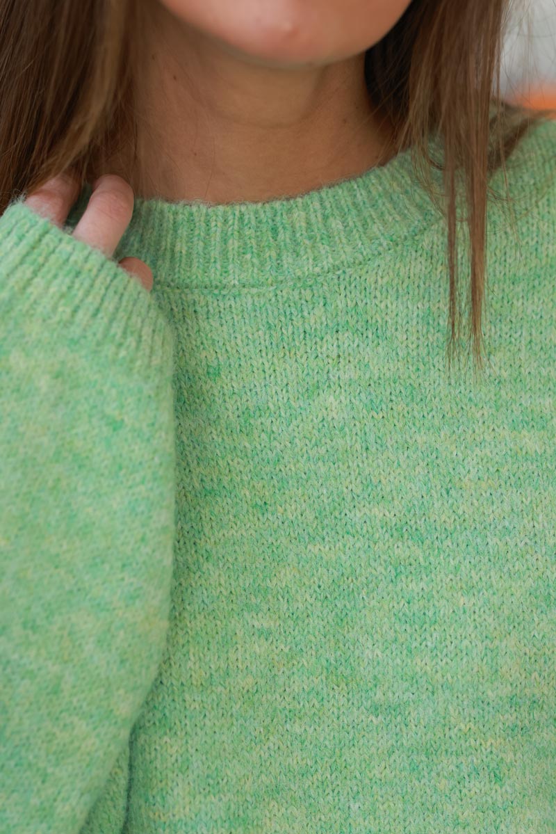 Pull large oversize vert chiné en maille avec mohair col rond côtelé