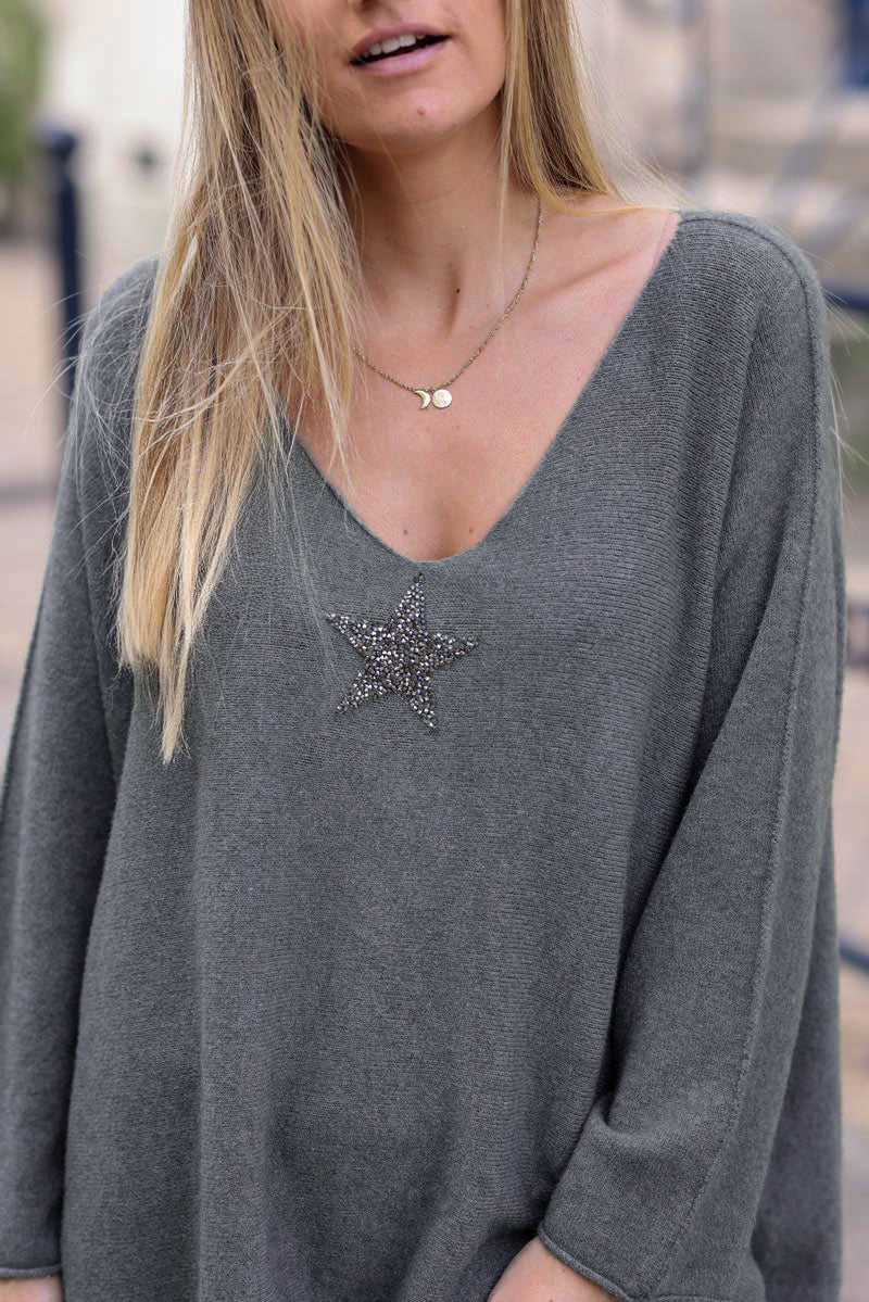 Pull large tout doux gris manches chauve-souris étoile strass