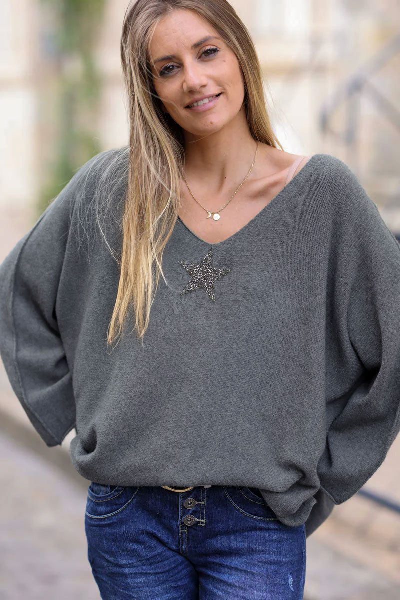 Pull large tout doux gris manches chauve-souris étoile strass