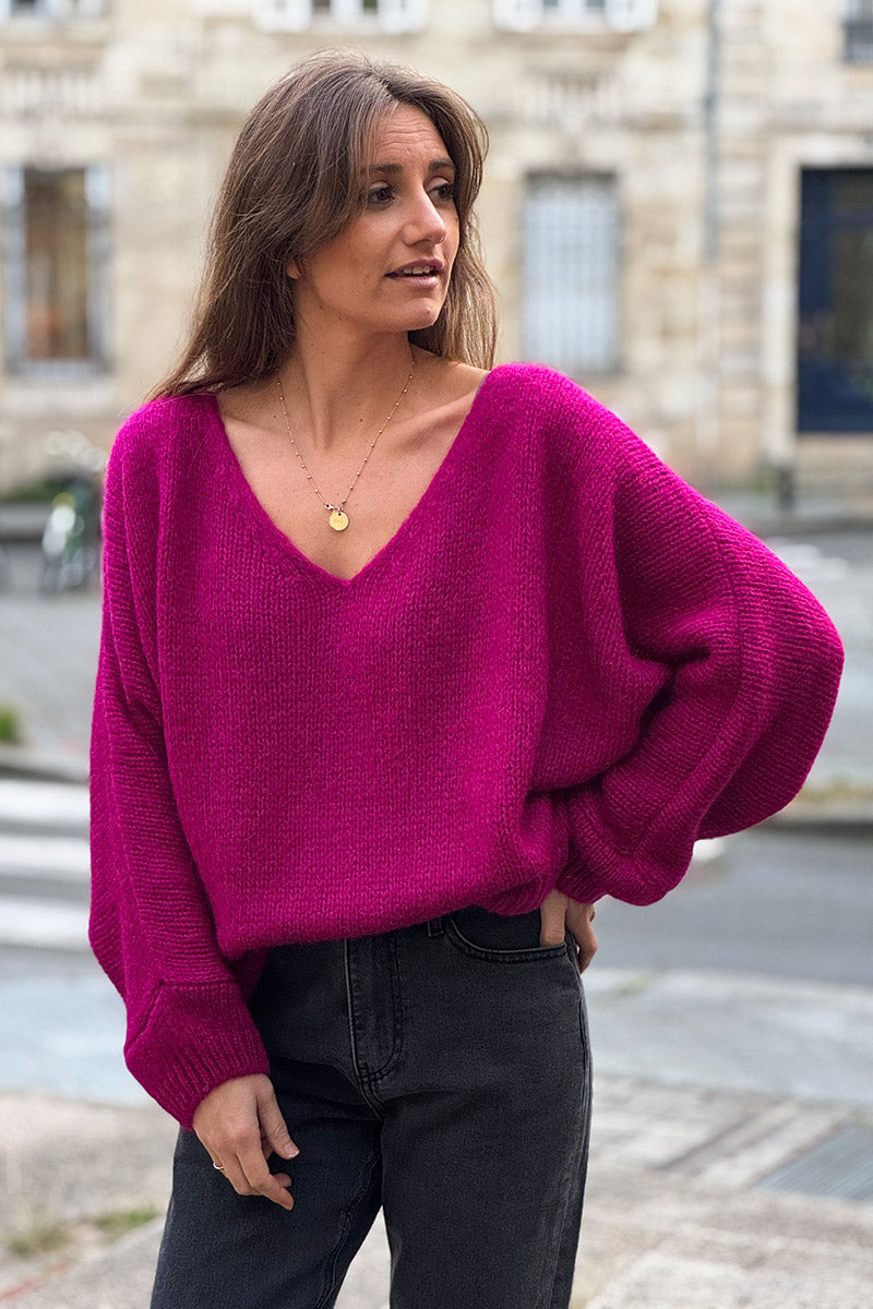 Pull lie de vin en maille col v manches chauve souris