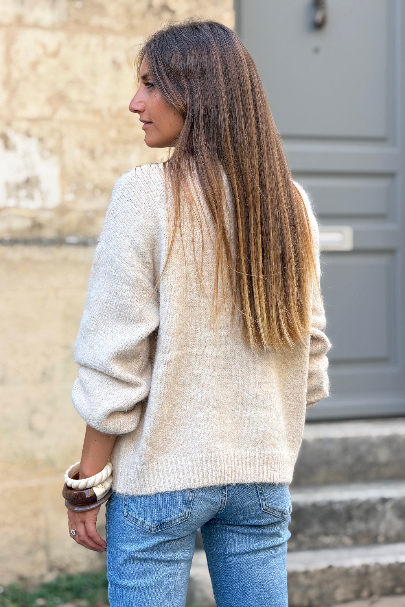 Pull moelleux beige chine col rond manches bouffantes
