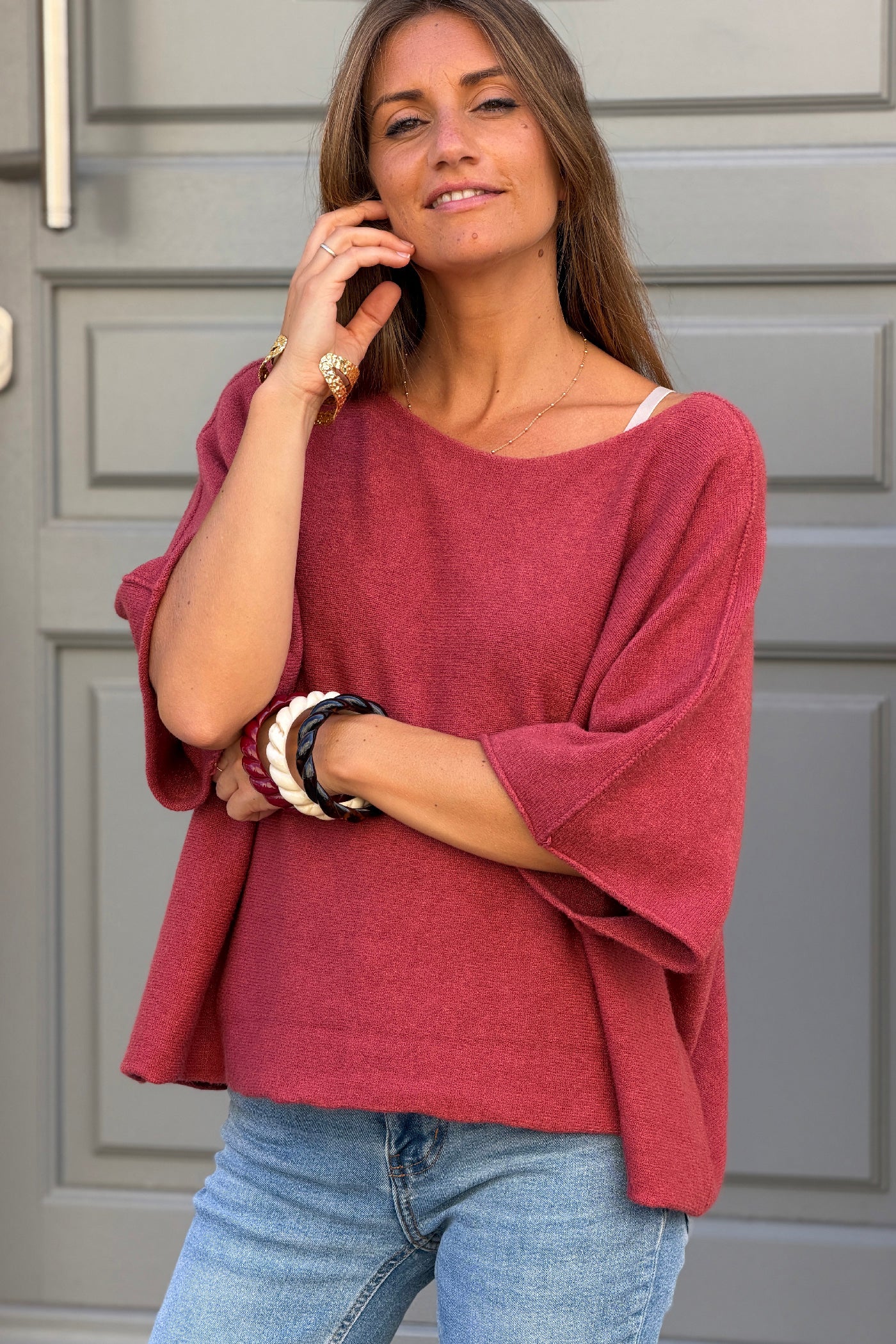 Pull moelleux et doux bois de rose à manches chauve-souris col rond