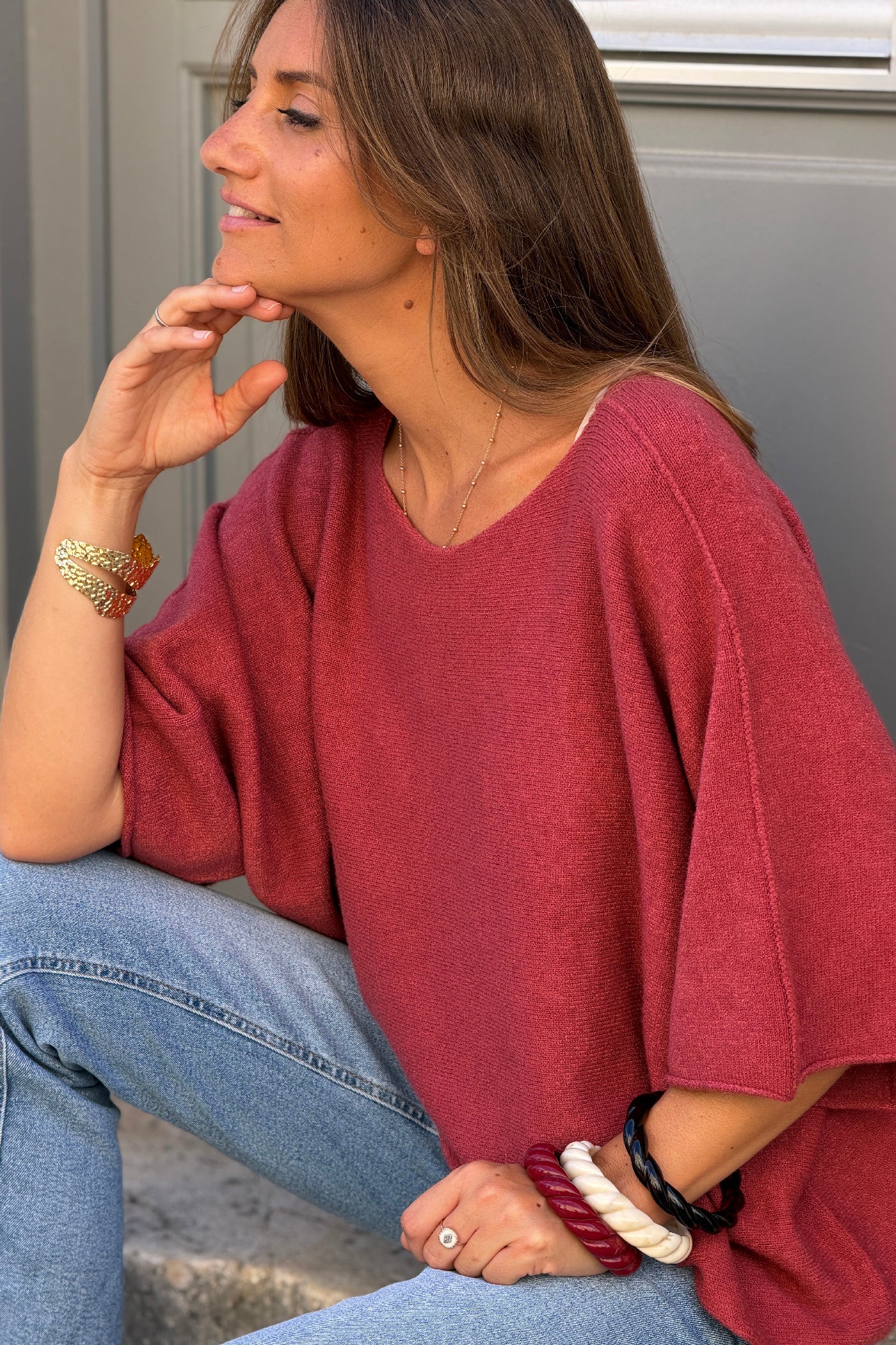 Pull moelleux et doux bois de rose à manches chauve-souris col rond