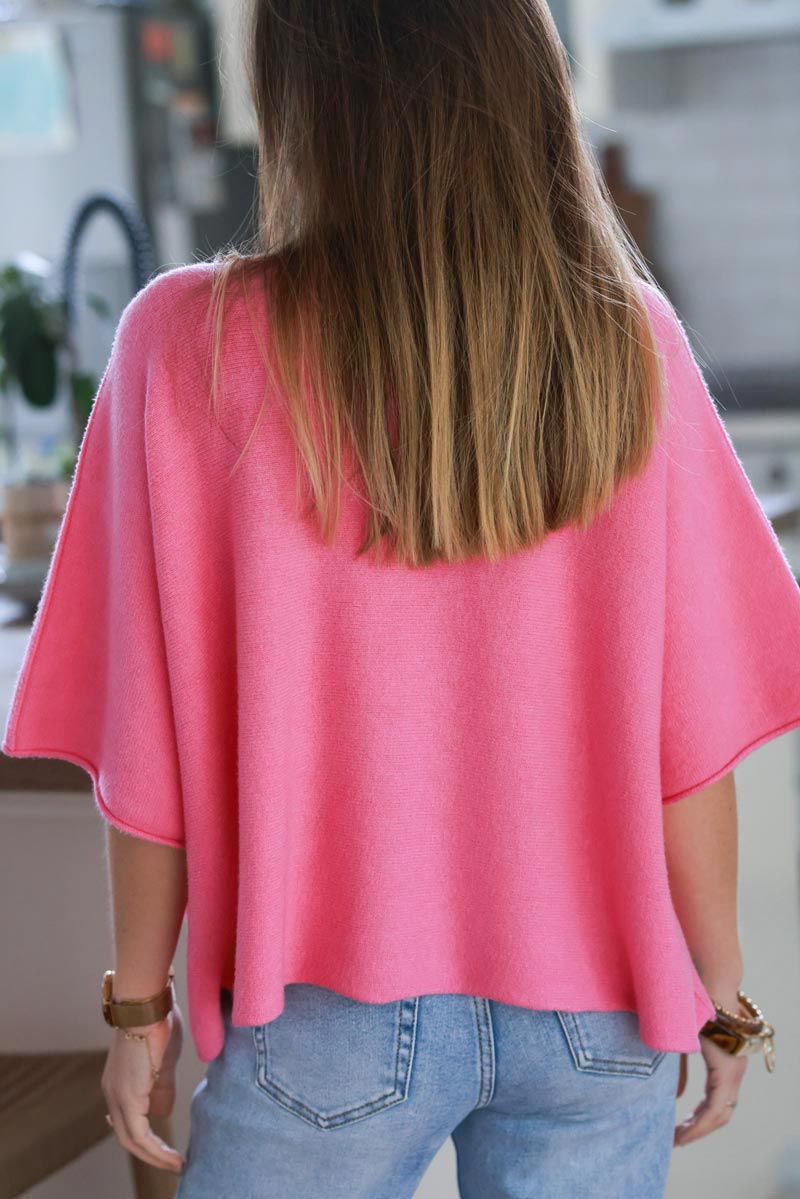 Pull moelleux et doux rose manches chauve souris col rond