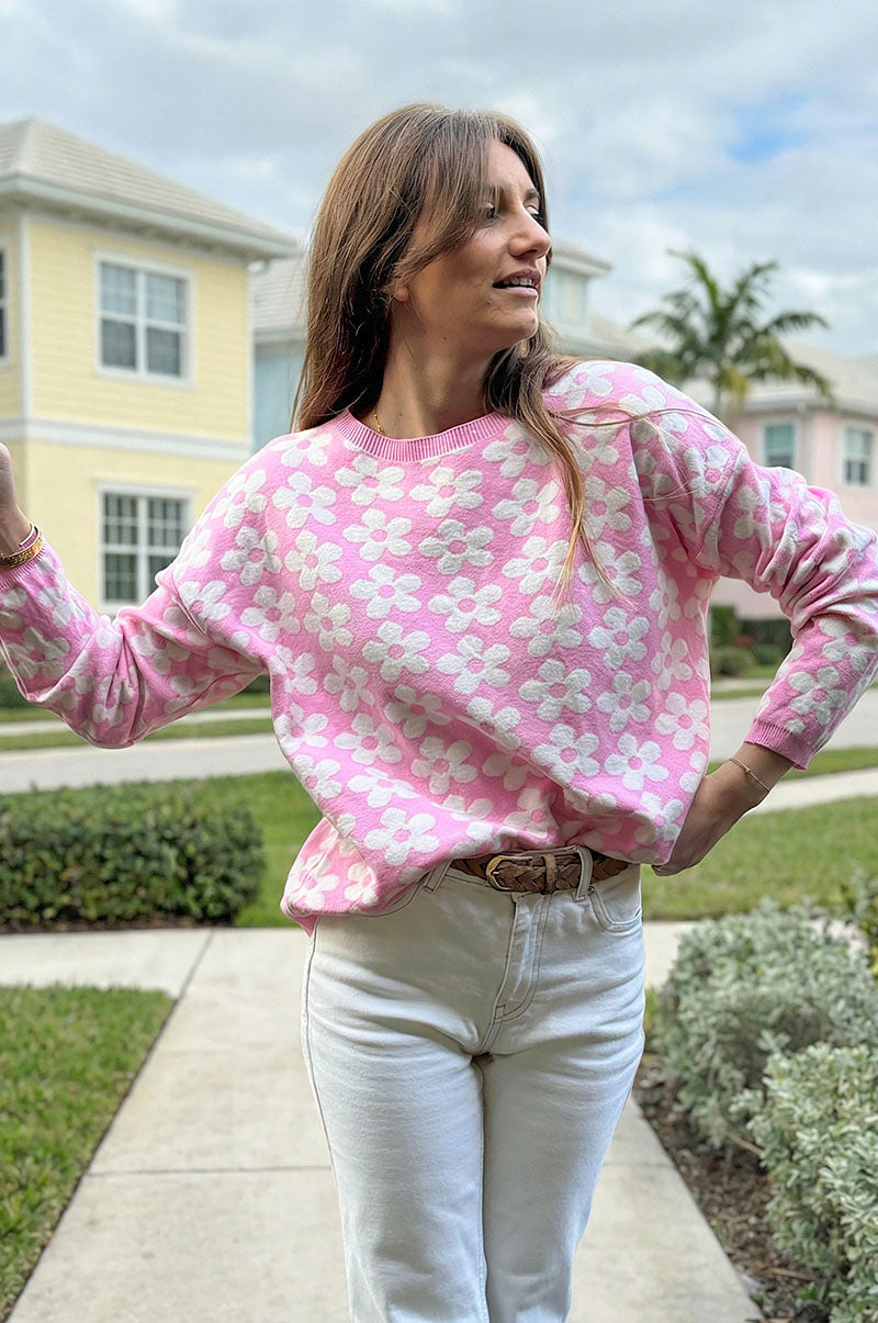 Pull moelleux rose petite maille motifs fleurs col rond