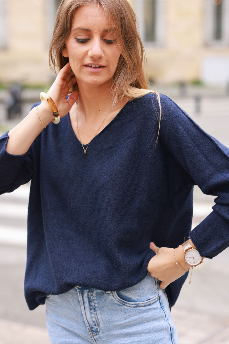 Pull moelleux tout doux bleu marine col v