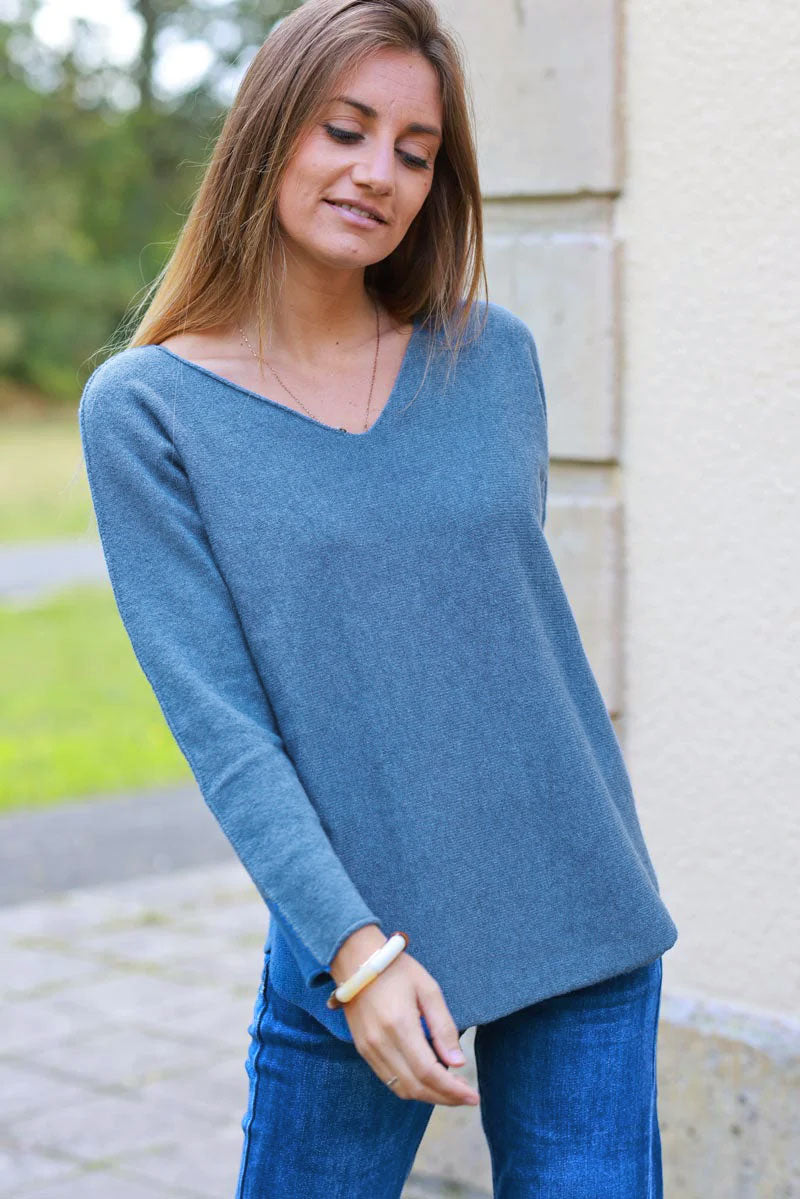 Pull moelleux tout doux bleu jean col v