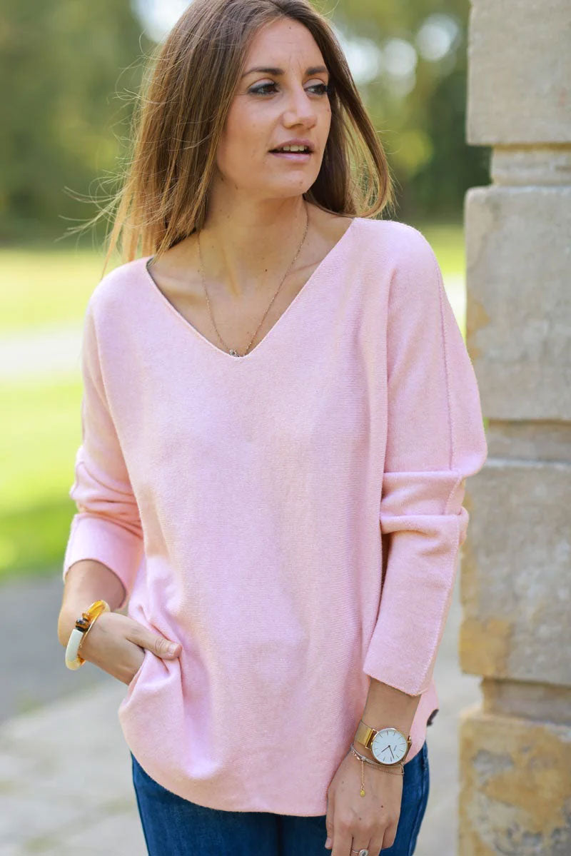 Pull moelleux tout doux rose pâle col v