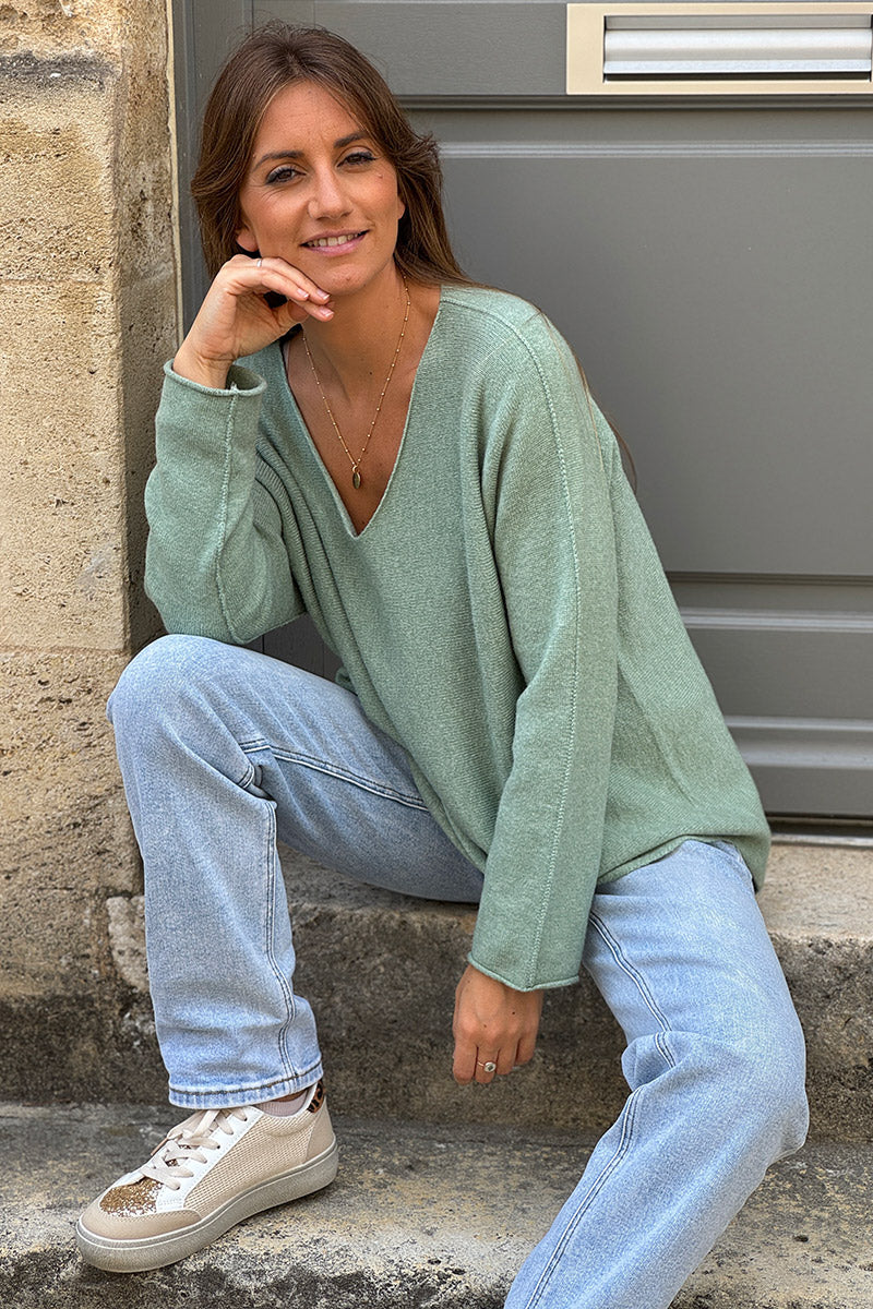Sage ultra-soft, Viscose Blend V-Neck Jumper