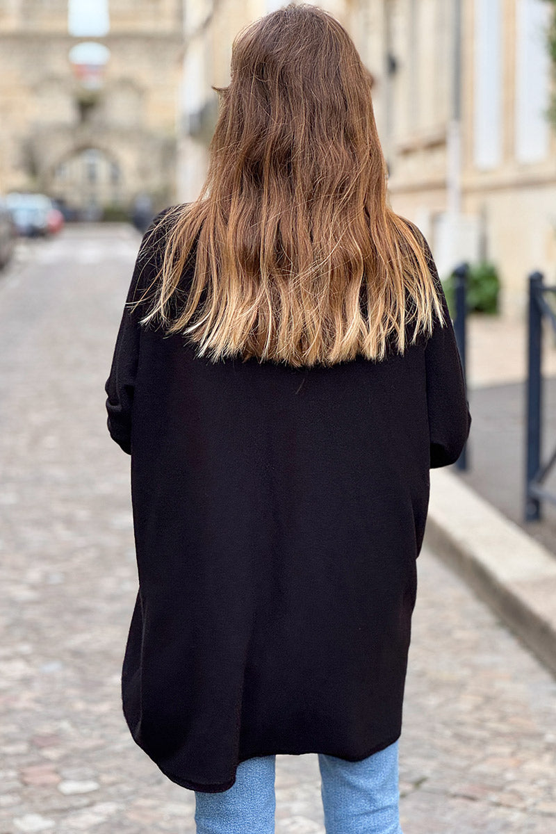 Pull noir large oversize tout doux col v