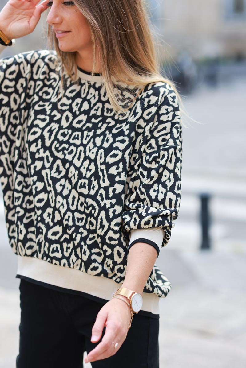 Black leopard print sweatshirt