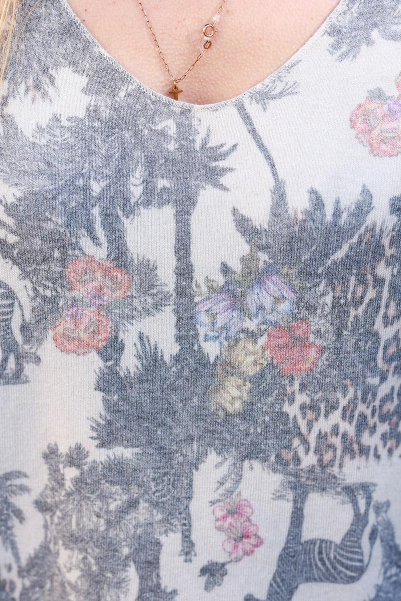 Soft Grey V-neck Jumper with Jungle-inspired Toile de Jouy print