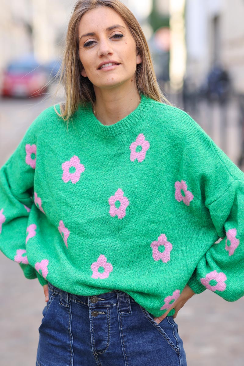 Pull vert en maille col rond manches bouffantes fleurs roses