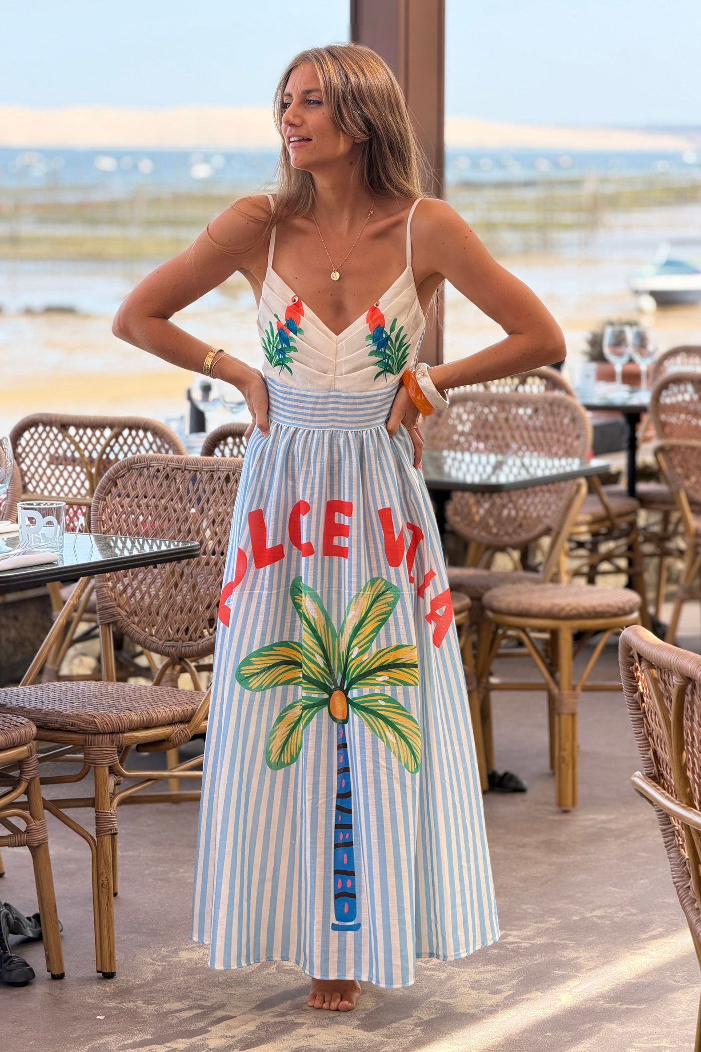 Robe à bretelles imprimé rayures bleu Dolce Vita palmiers
