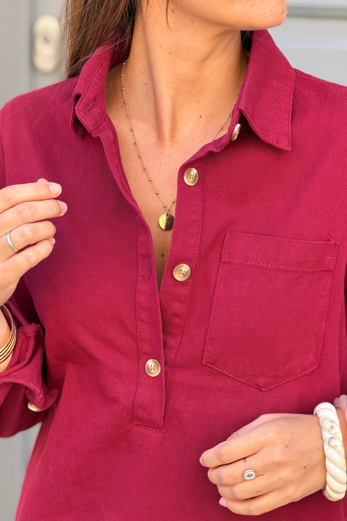 Robe aubergine en toile de jean col avec boutons écaille