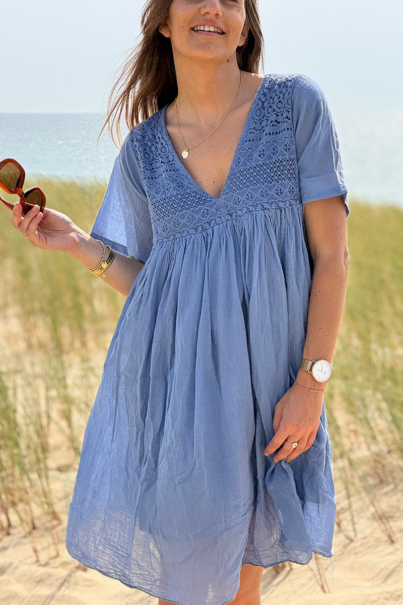 Robe bleu lavande légère voile de coton haut dentelle
