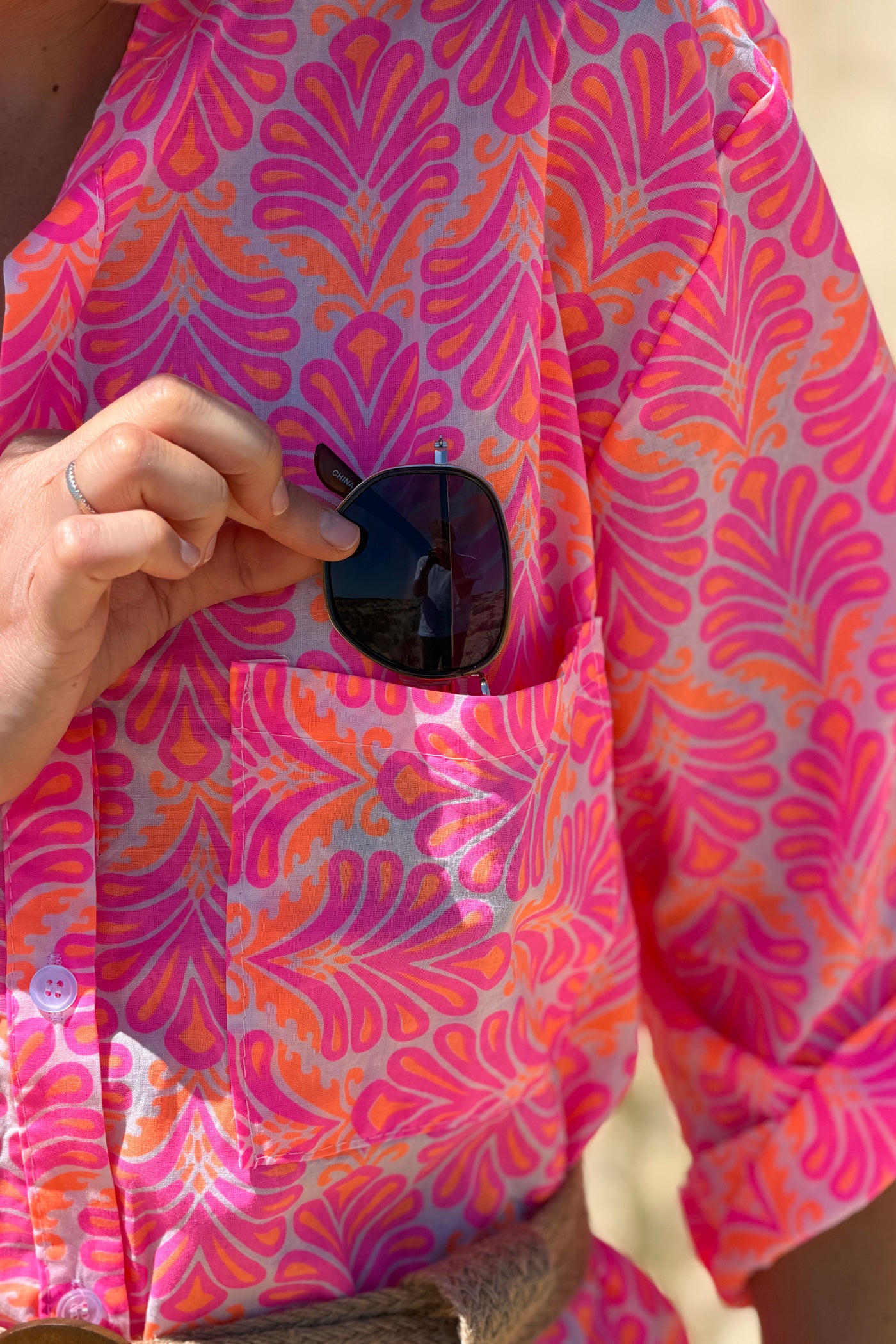 Robe chemise en coton imprimé lys rose fluo