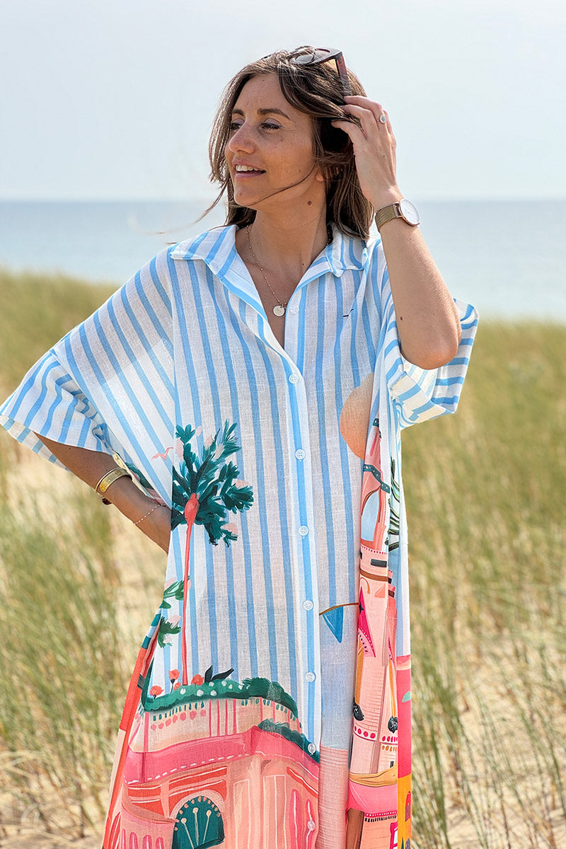 Robe chemise longue et large blanche imprimé Italie pastel rayures bleues
