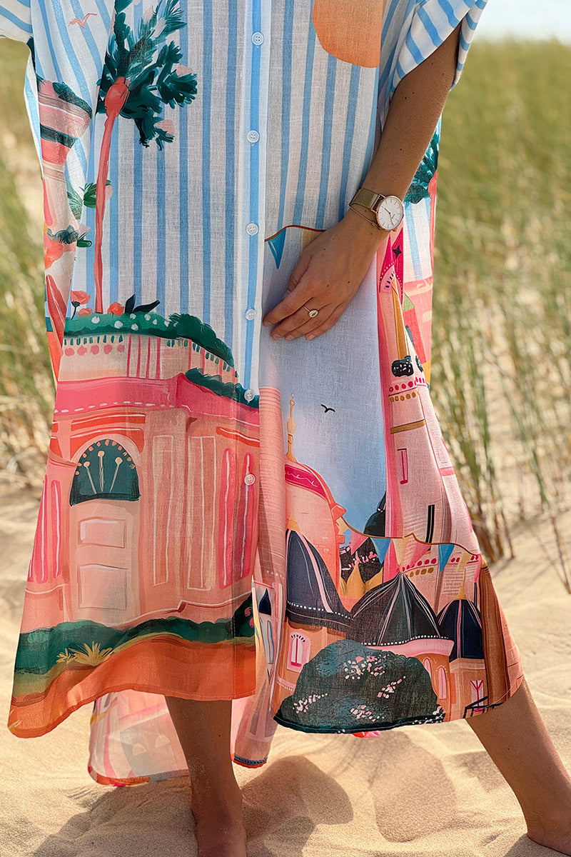Robe chemise longue et large blanche imprimé Italie pastel rayures bleues
