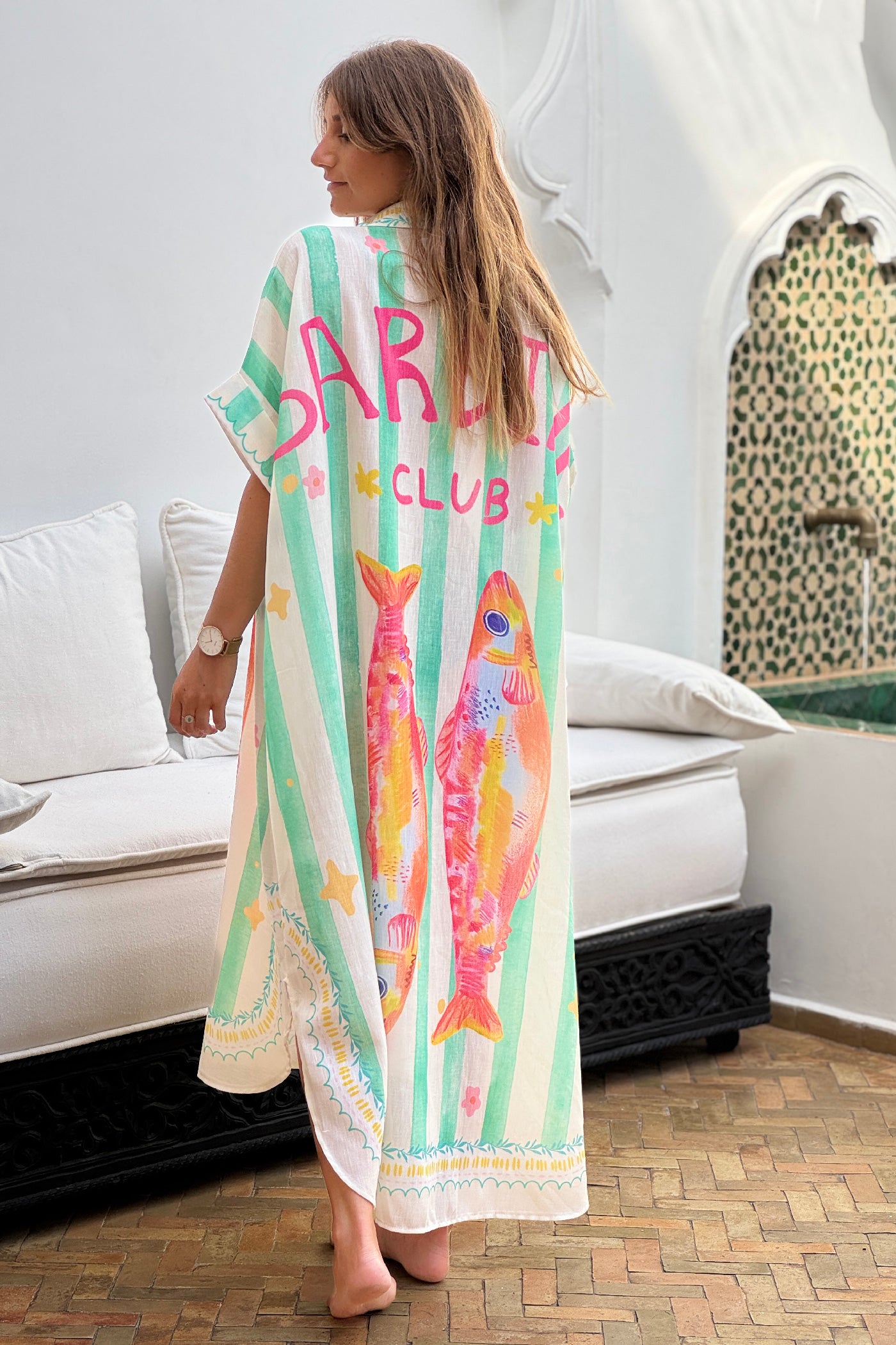 Robe chemise longue et large en coton imprimé sardines et rayures vert d'eau