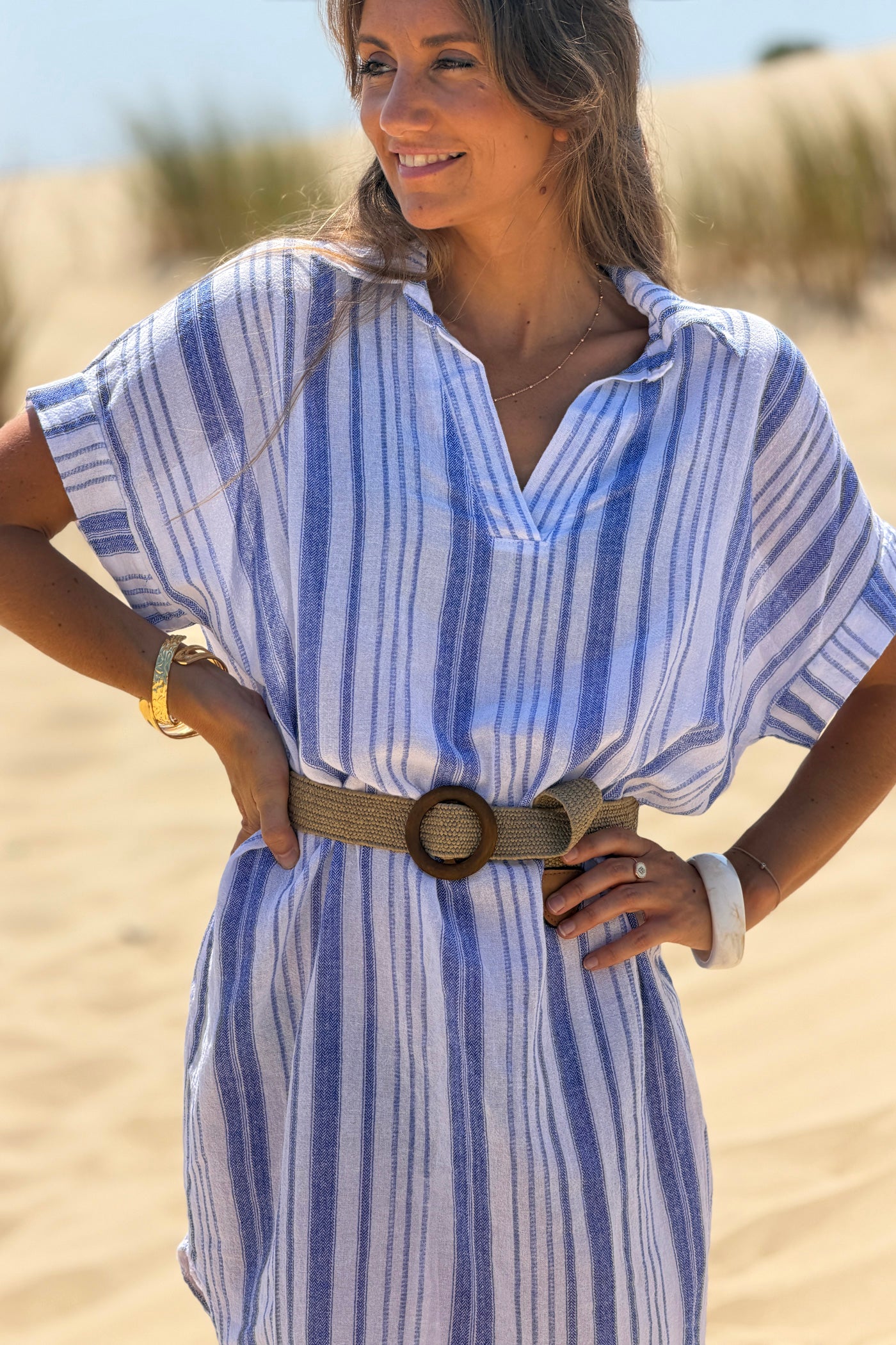 Robe en coton motif rayures bleues effet pique col v