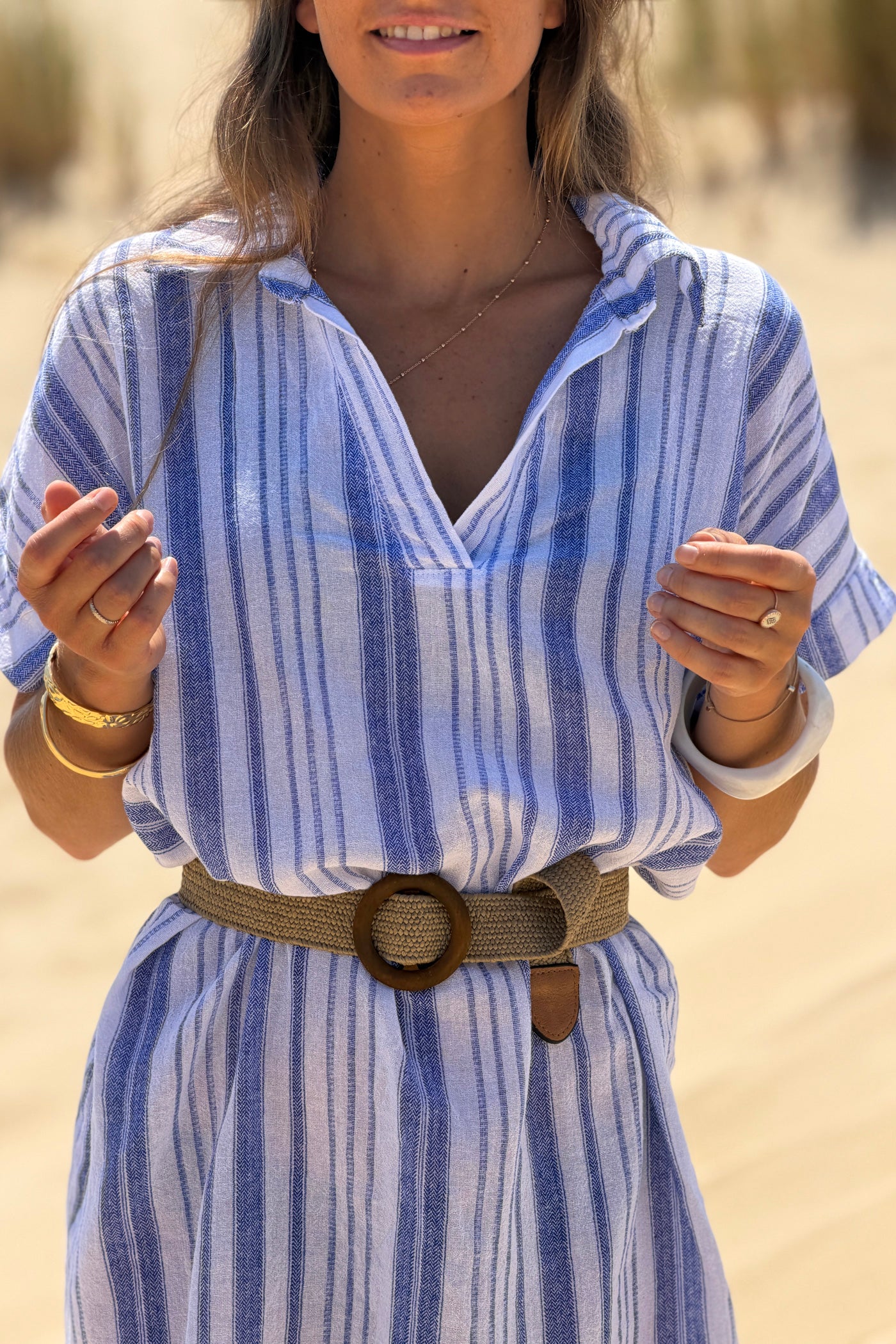 Robe en coton motif rayures bleues effet pique col v