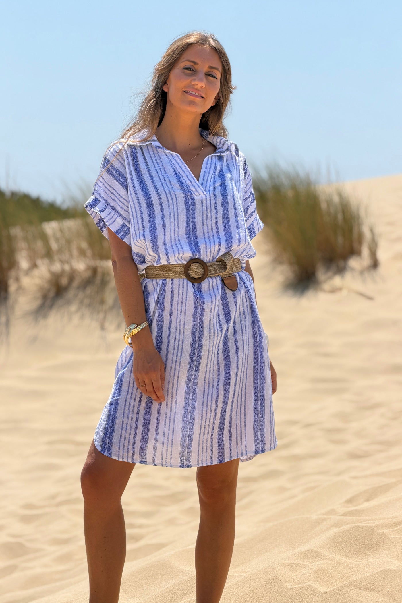 Robe en coton motif rayures bleues effet pique col v