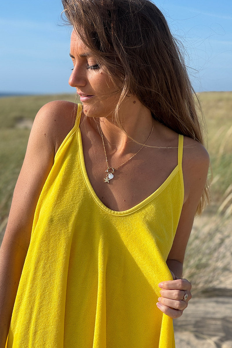 Robe jaune en éponge souple à bretelles