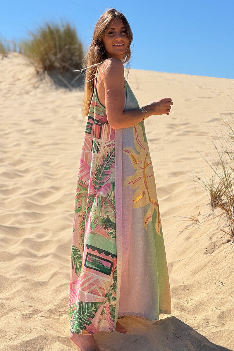 Robe longue brillante à bretelles motif soleil palmiers et tie and dye vert et jaune pastel