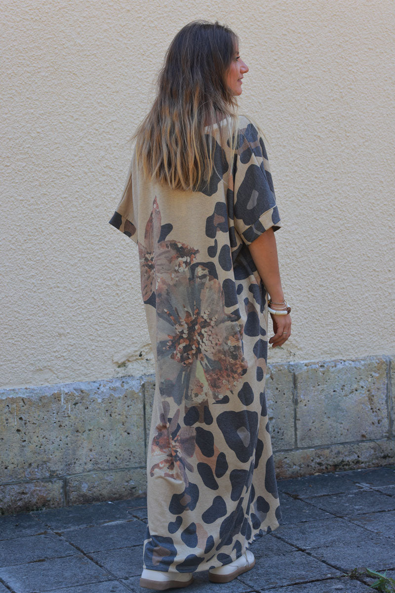 Robe longue camel brillante doree imprime fleurs et grand leopard