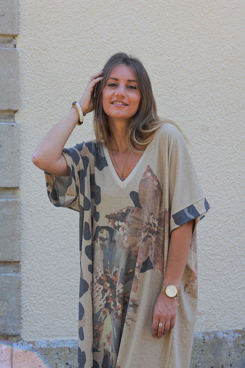 Robe longue camel brillante doree imprime fleurs et grand leopard