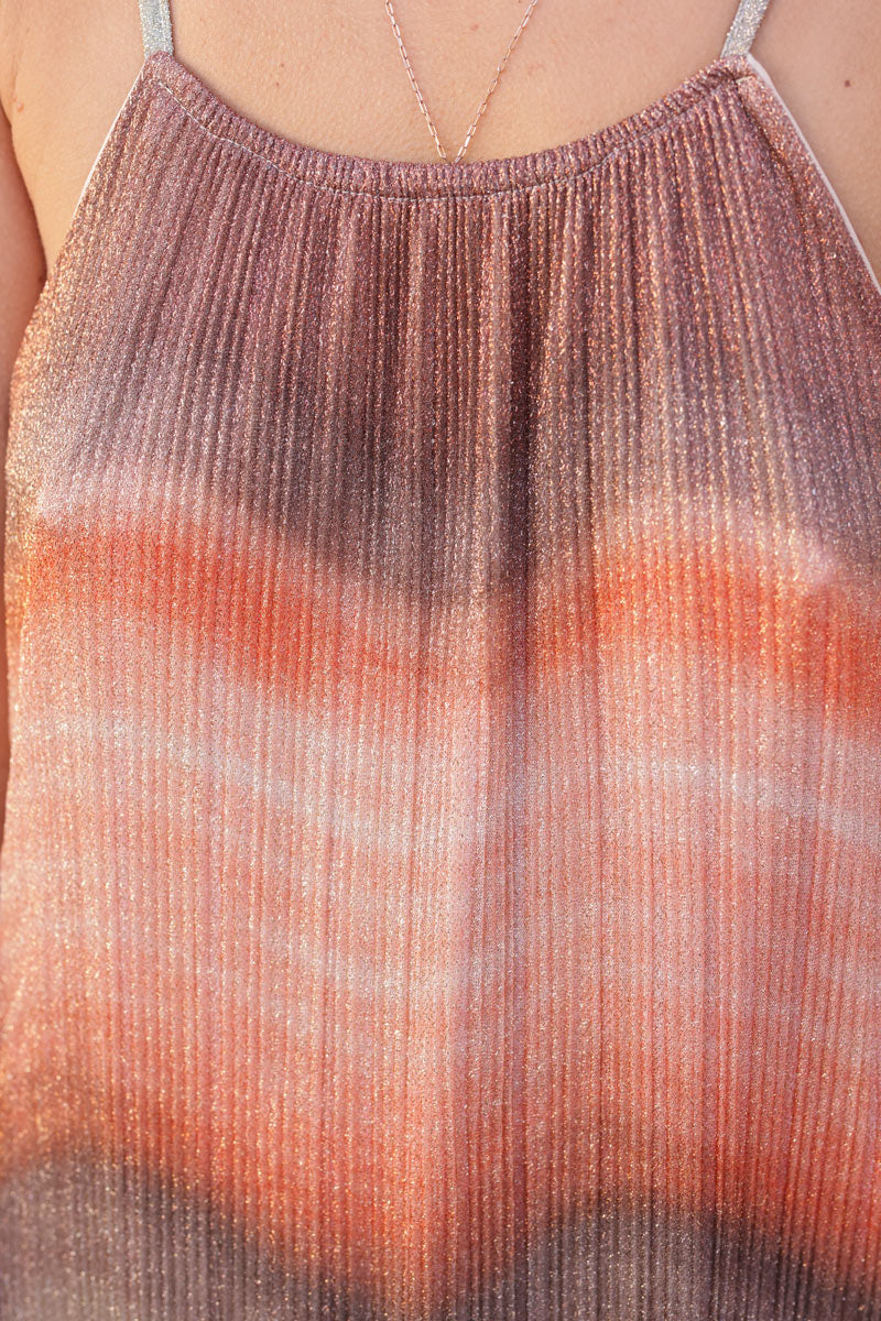 Robe longue effet plissé à bretelles tons orangés dégradés et paillettes