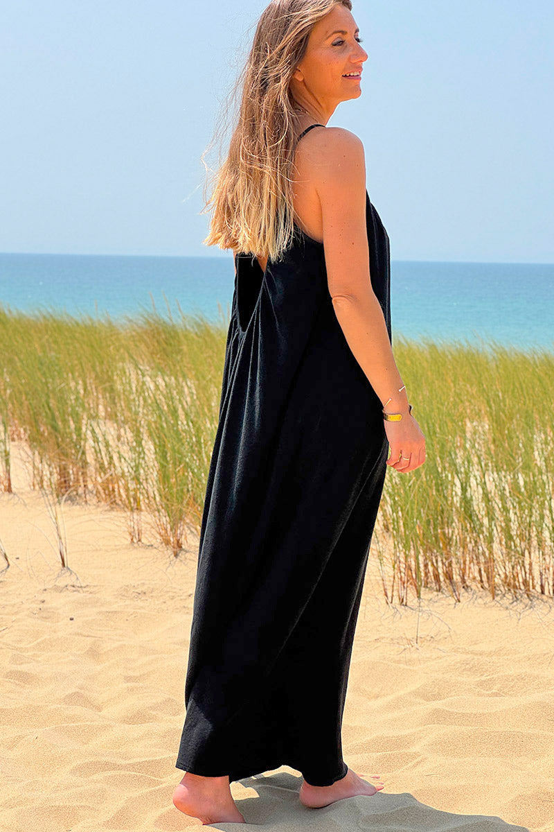 Robe longue en éponge noire à bretelles