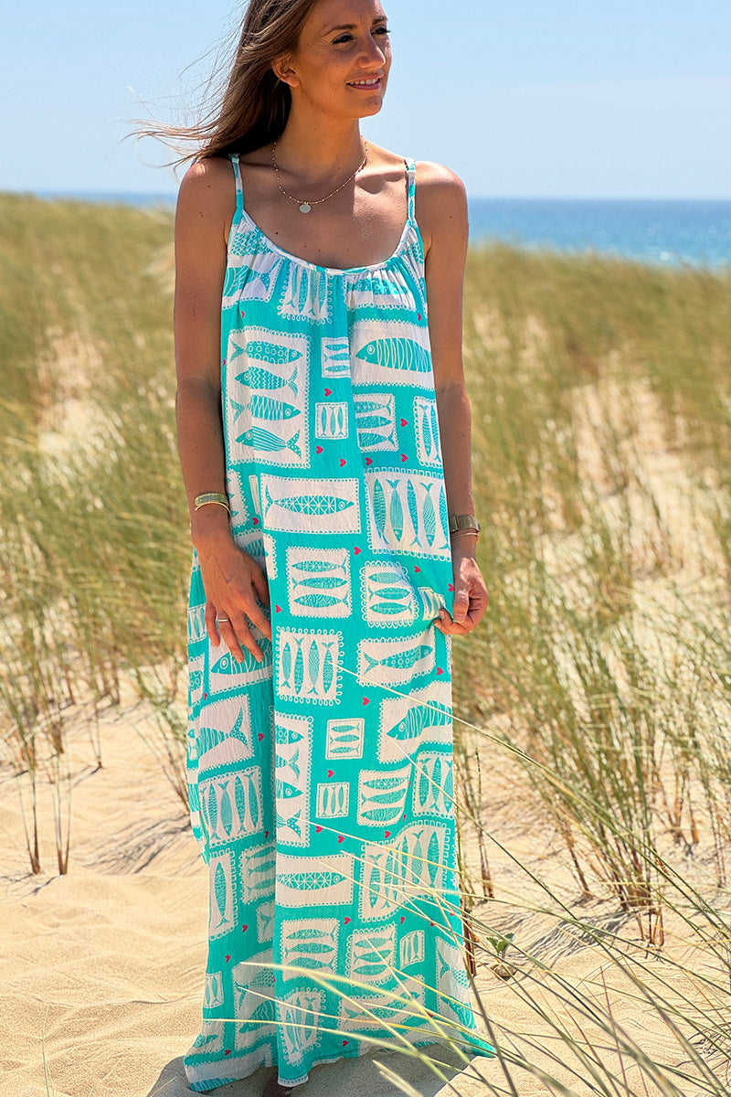 Robe longue turquoise à bretelles confort et légère poissons sardines