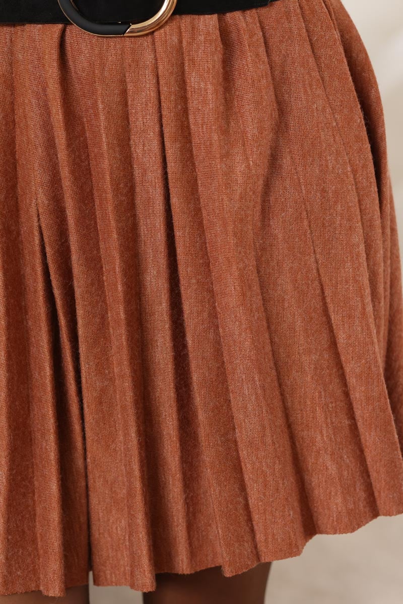 Robe plissee terracotta en jersey col rond g161 (1)